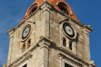 Clock Tower, Roloi